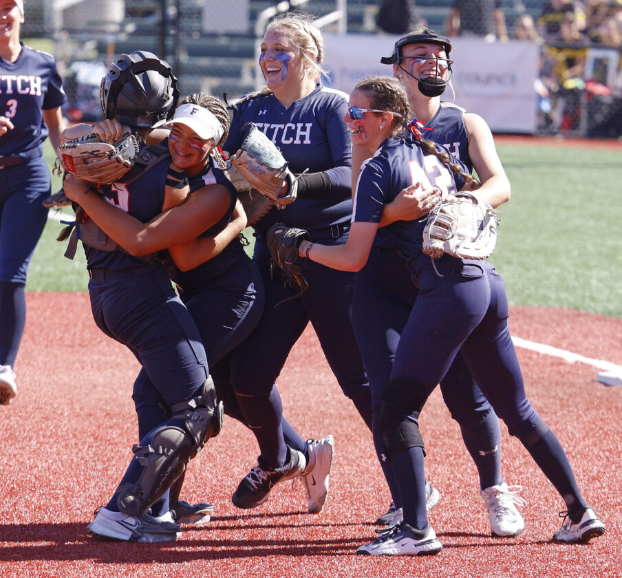 Live blog South Range, Canfield, Fitch vie for softball state